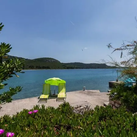 Sea Wa Ve Apartament *